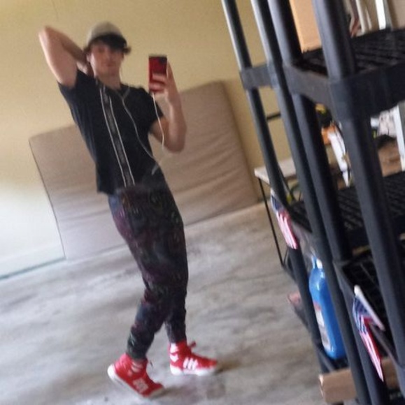 Meet your Posher, Nicholas - Picture 1 of 1